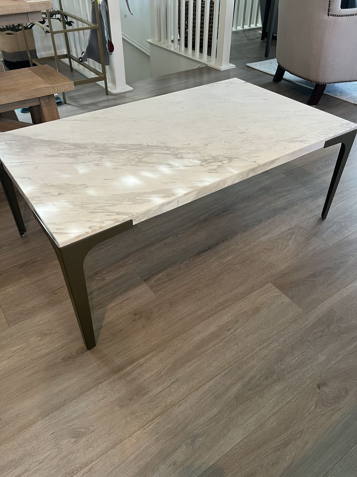 Coffee Table & Side Table