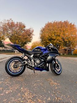 2022 Yamaha R7