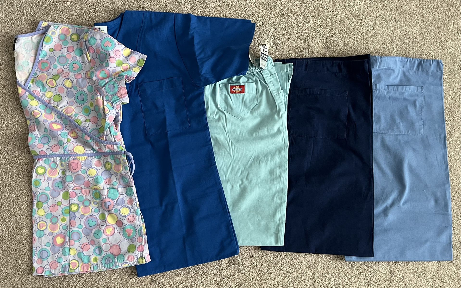 Women’s Uniform Scrubs, (Small)