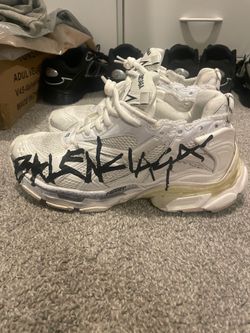 Balenciaga runners