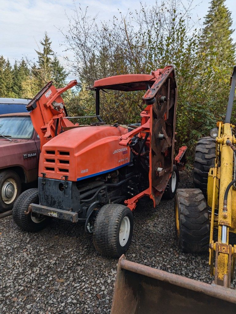Jacobsen 16ft Diesel 4x4 Lawn Mower