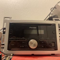 Bluetooth Pioneer Radio