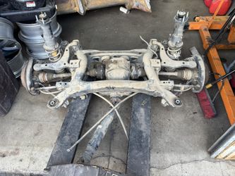 Lexus IS 300 rear end