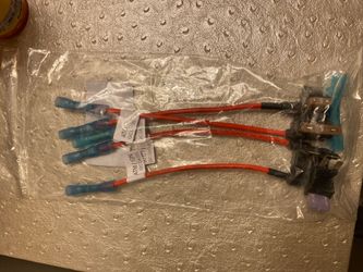 Add-a-circuit with multiple size fuses