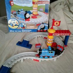 Thomas and friends the train To the Rescue Mega Bloks