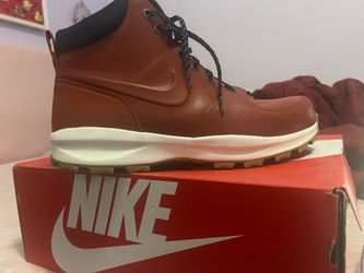 Nike boots
