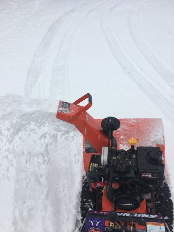 Ariens 524 snow Blower! 🎄🎁☃️ 5HP 24” Electric Start