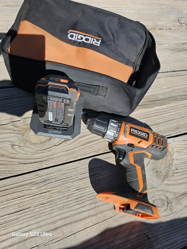 Rigid Drill With Bag, Battery And Charger