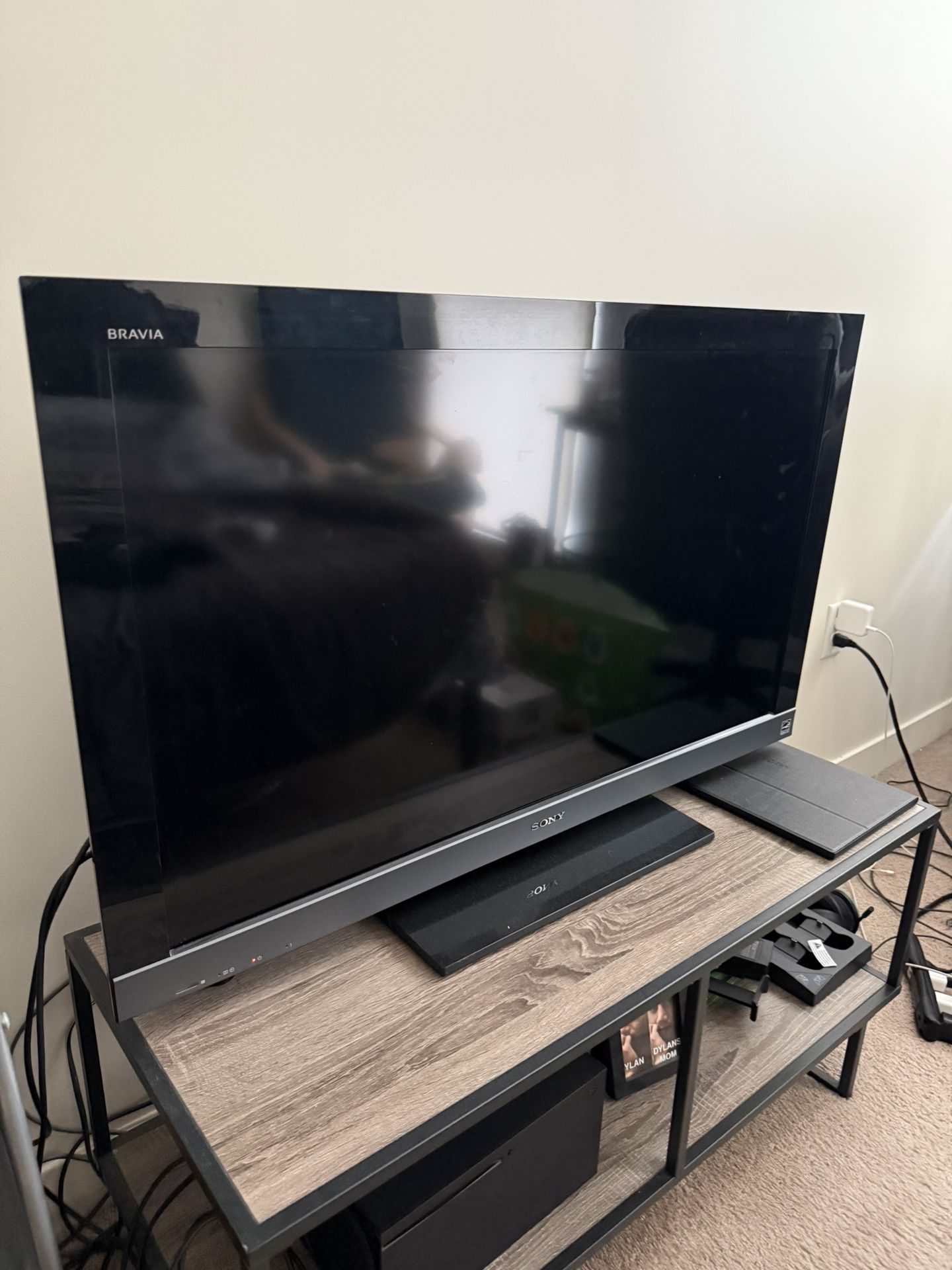 Sony Bravia 40 Inch TV Ready For Pickup!