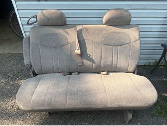 GMC Second Row Seat Desc. For Right Car