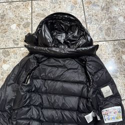 Small Montclair Puffer Vets 