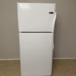 Frigidaire Refrigerator 