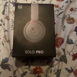 Grey Beats Solo Pro