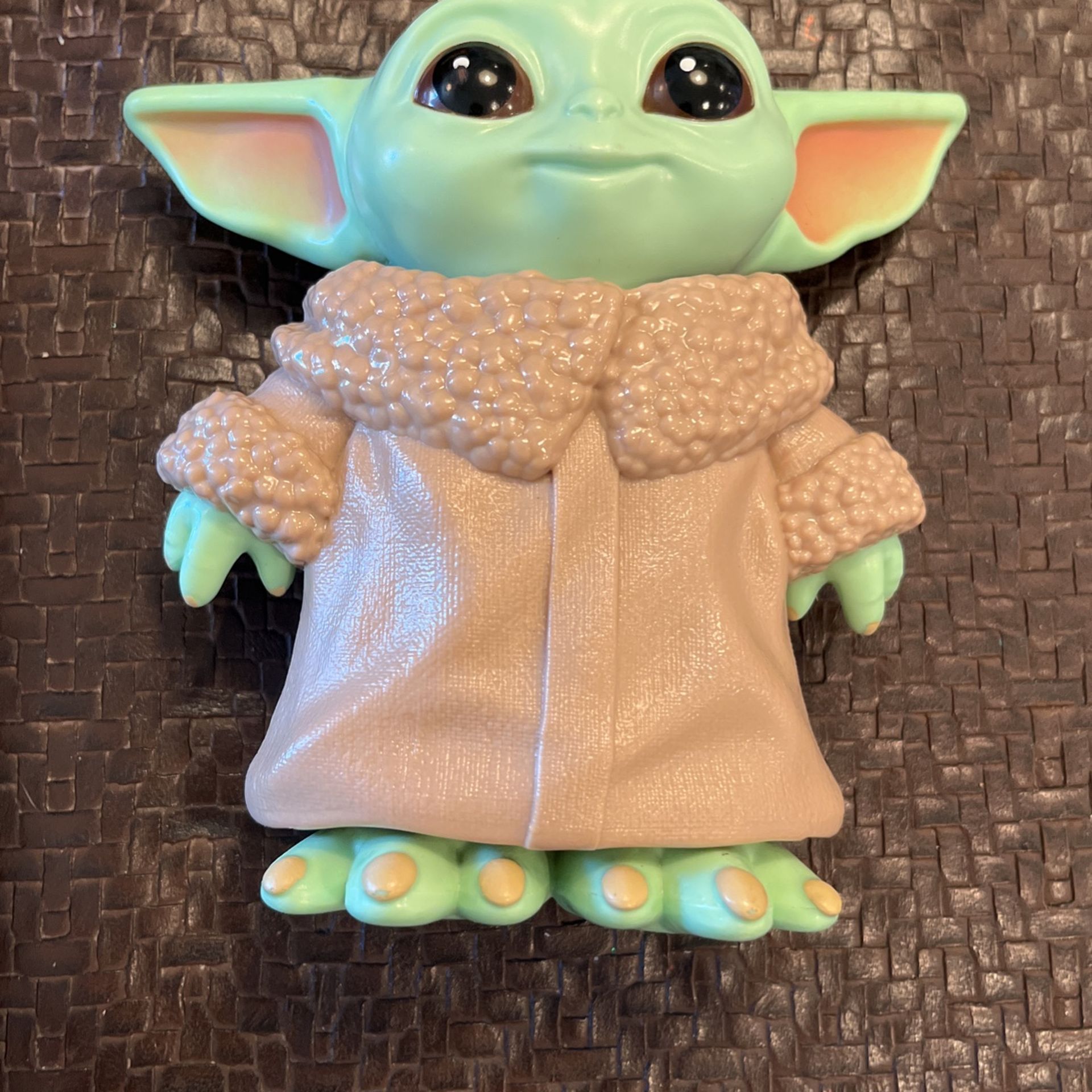 Hasbro Disney Star Wars Bop It To Start Toy Mandalorian Child Grogu Baby Yoda