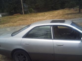1998 Lexus ES300 For Parts Or Scrap