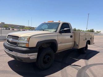 2004 Chevrolet Silverado 3500 Regular Cab & Chassis
