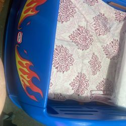 Hot Wheels Car Bed 