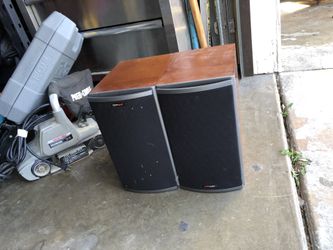 RTi4 Polk audio speakers