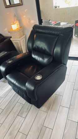 Leather Recliner- Electric Powered- LED- Great Shape