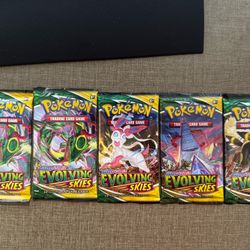 Pokemon Evolving Skies (5 Packs)