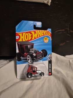 Hot Wheels Uncertain-T Rod Squad 1:64 Diecast