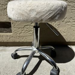 Vanity Chair 
