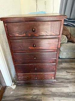 Dresser