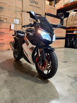 X22R 250cc Motorcycle | Street Legal | Financing | Brand New