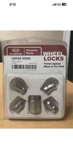 OEM KIA Wheel Lock Set Lug Nuts Part# U8(contact info removed)0