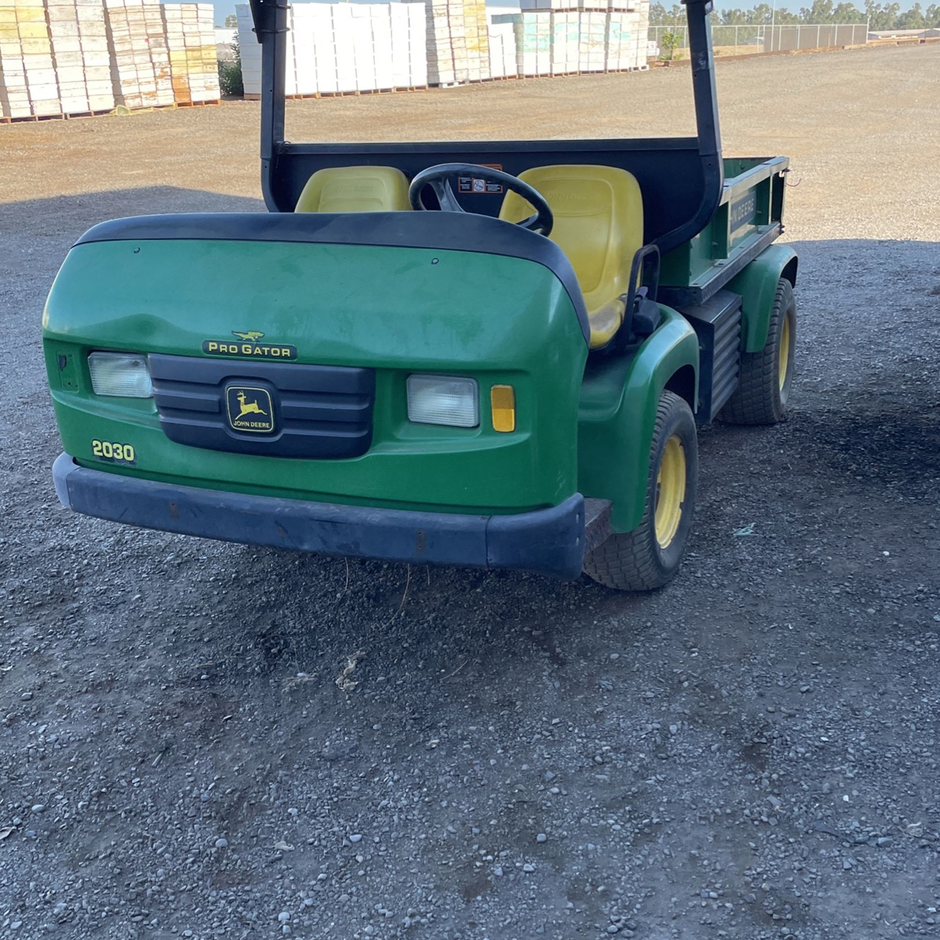 John Deere ProGator 2030 4x4 Diesel Gator