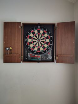 Electronic dart board