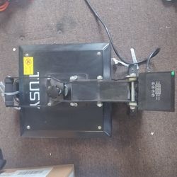 TUSY 15x15 inch clamshell heat press machine. 