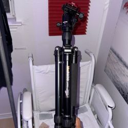 MeFoto Tripod