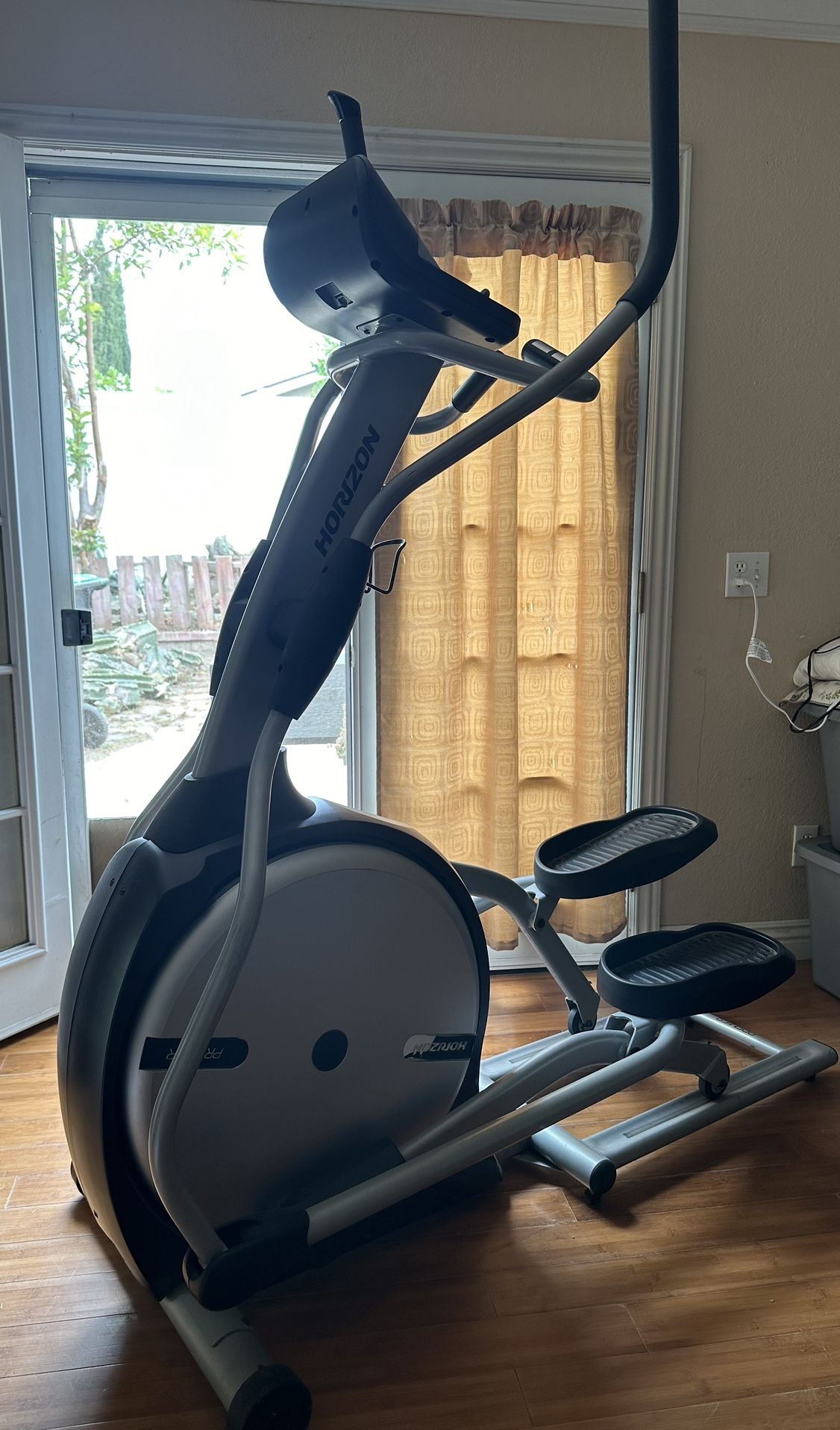Horizon Premier Elliptical Model E1201