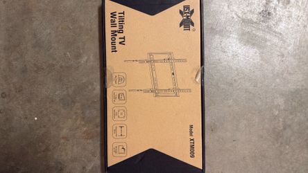TV wall mount