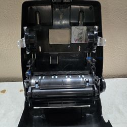 Paper Towel Dispenser 