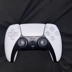 PS5 CONTROLLER