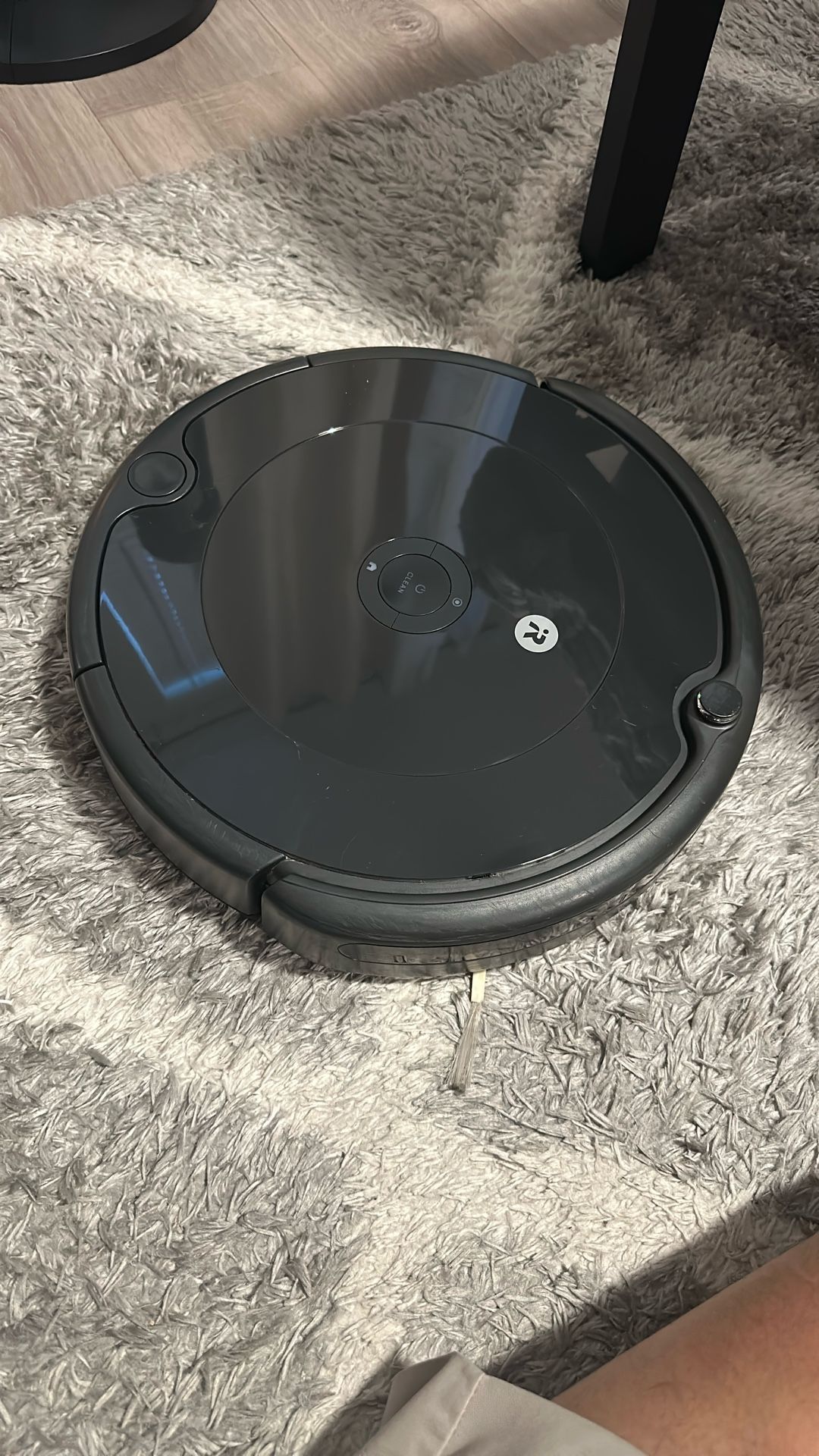 iRobot Roomba 694 (Complete Product)