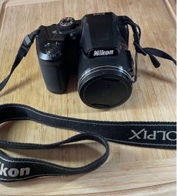 Nikon Coolpix B500
