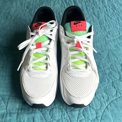 Nike Air Max Women 7.5