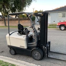 2014 Crown 48v Electric Forklift