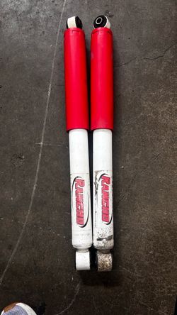 20-26 Silverado 2500 Rear Shocks (contact info removed)9
