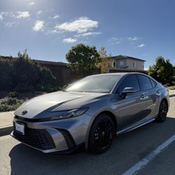 2025 Toyota Camry for sale 