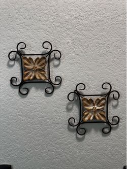 Two small squares wall art