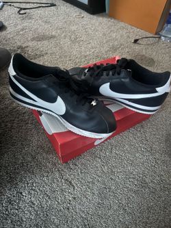 Black Nike Cortez