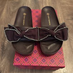 New Tory Burch. Shoes Size 6.5