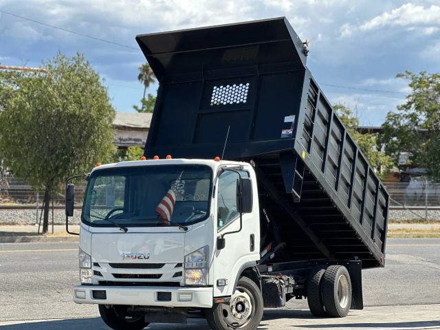 2016 Isuzu NRR