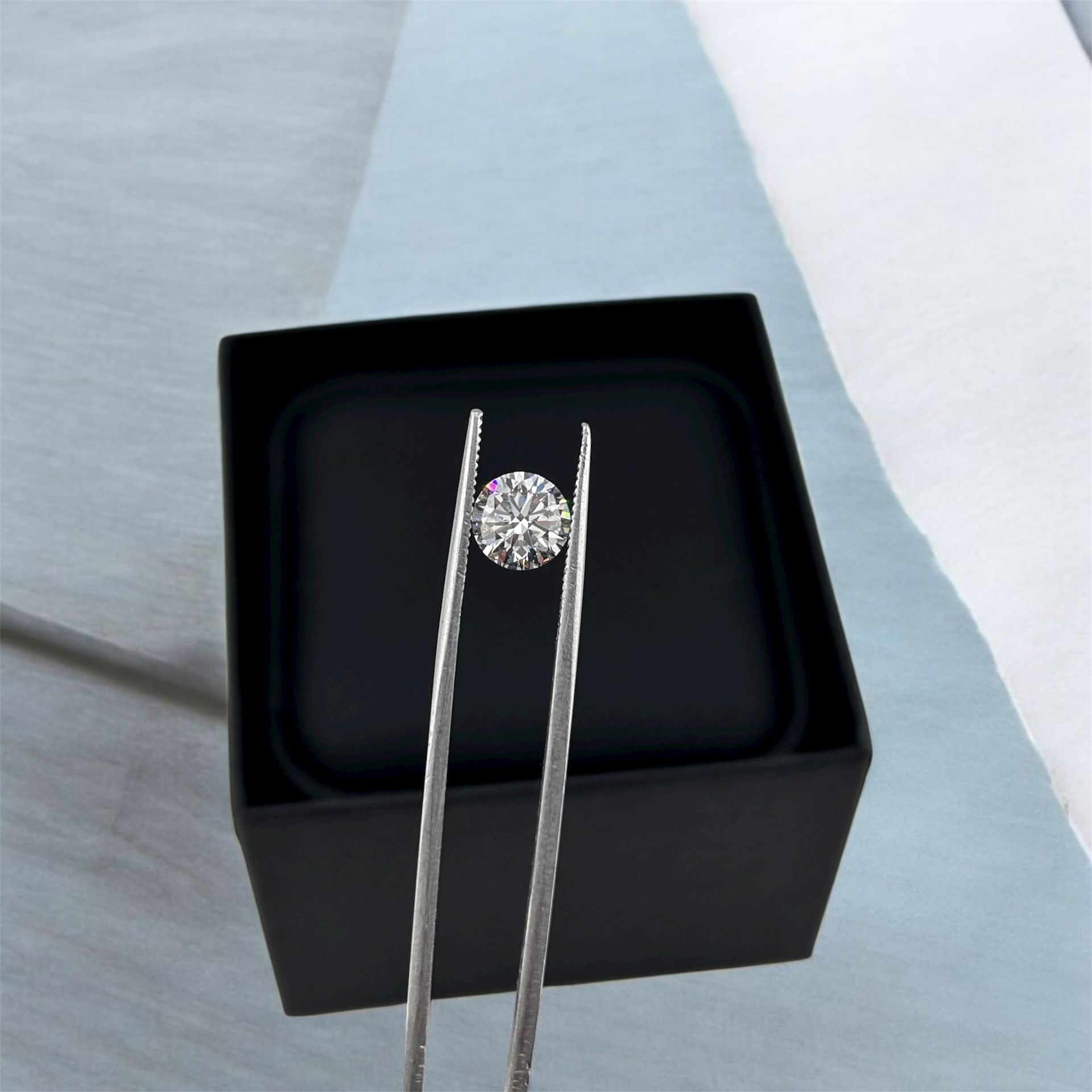 Brilliant Round Lab-Grown Diamond