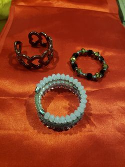 Bracelets stretchy