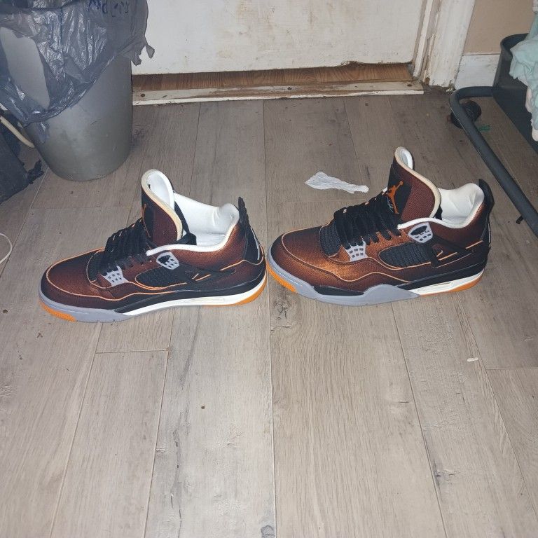 Jordan Retro 4 Starfish